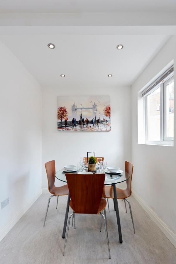 Spacious Home Close To City Centre Location Leeds  Eksteriør billede